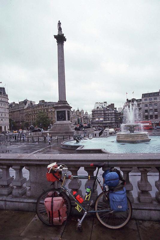 WT 2100 265-27 UK 1991.jpg